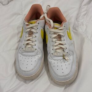 Mama Nike Air Force 1 White with Yellow and Pink Accents and Keychain 7.5